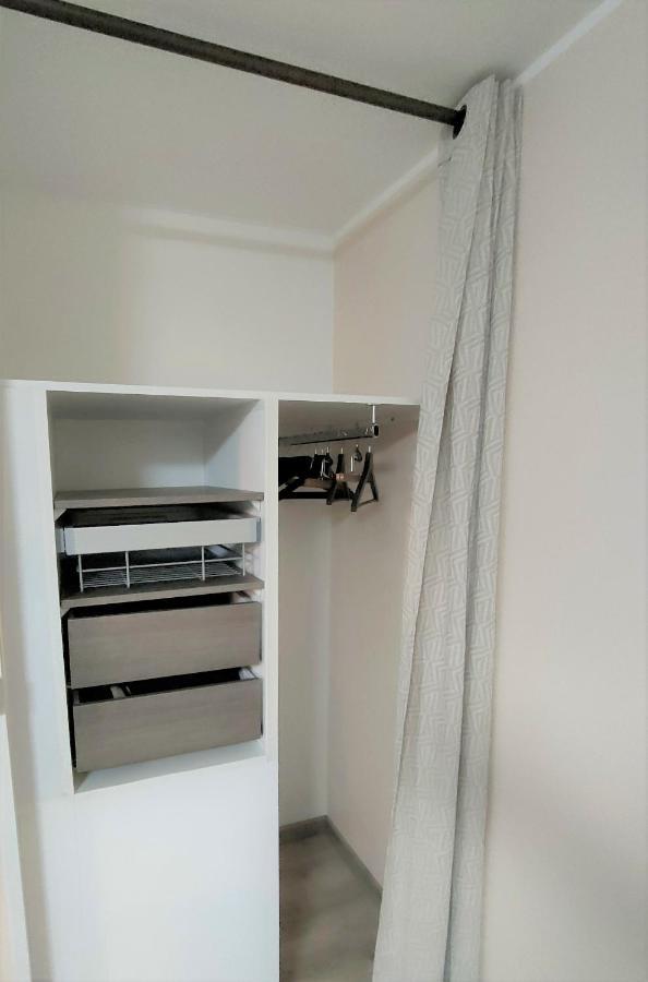 Lovely Flat Nearby Paris Fully Redone With Free Parking On Premises And Balcony كليشي المظهر الخارجي الصورة
