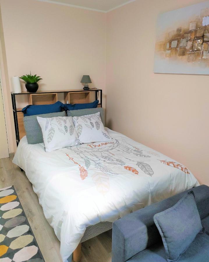 Lovely Flat Nearby Paris Fully Redone With Free Parking On Premises And Balcony كليشي المظهر الخارجي الصورة